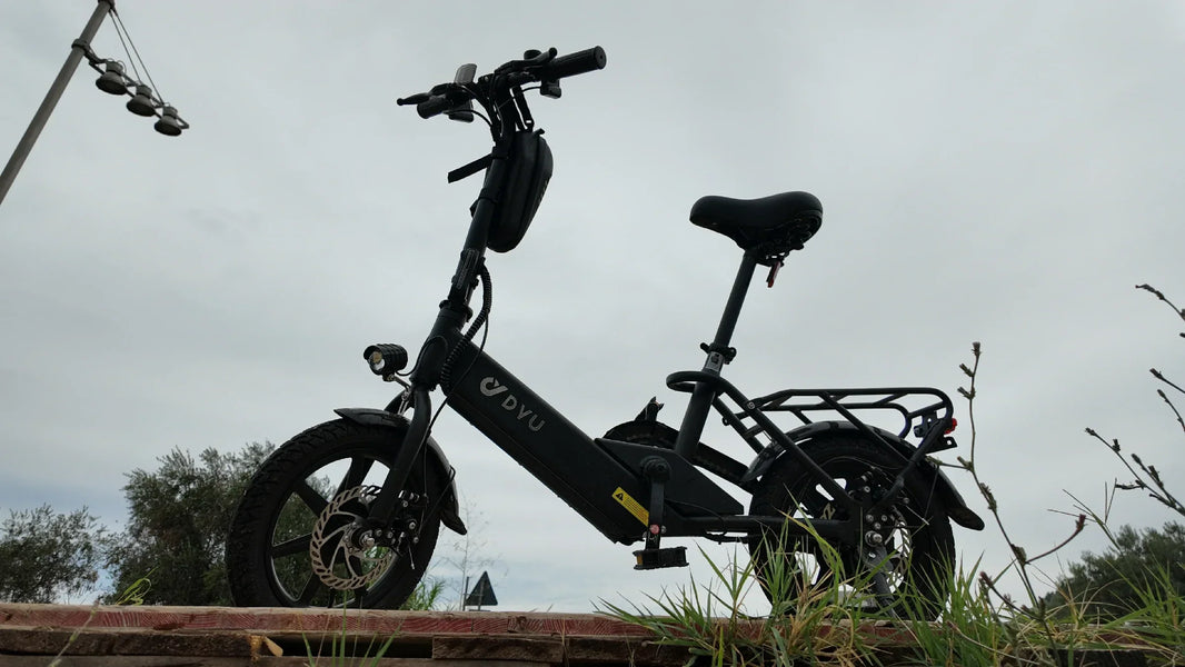 DYU C3 folding e-bike budget guide side view