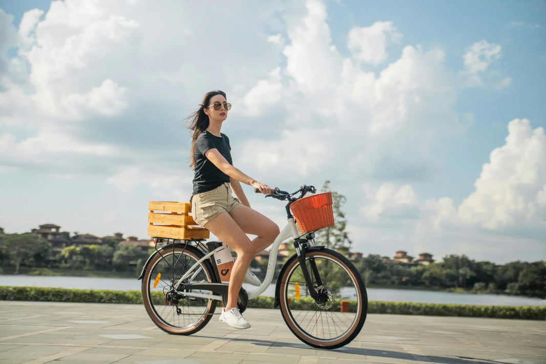 DYU C6-Pro commuter e-bike on a comfortable riverside city ride