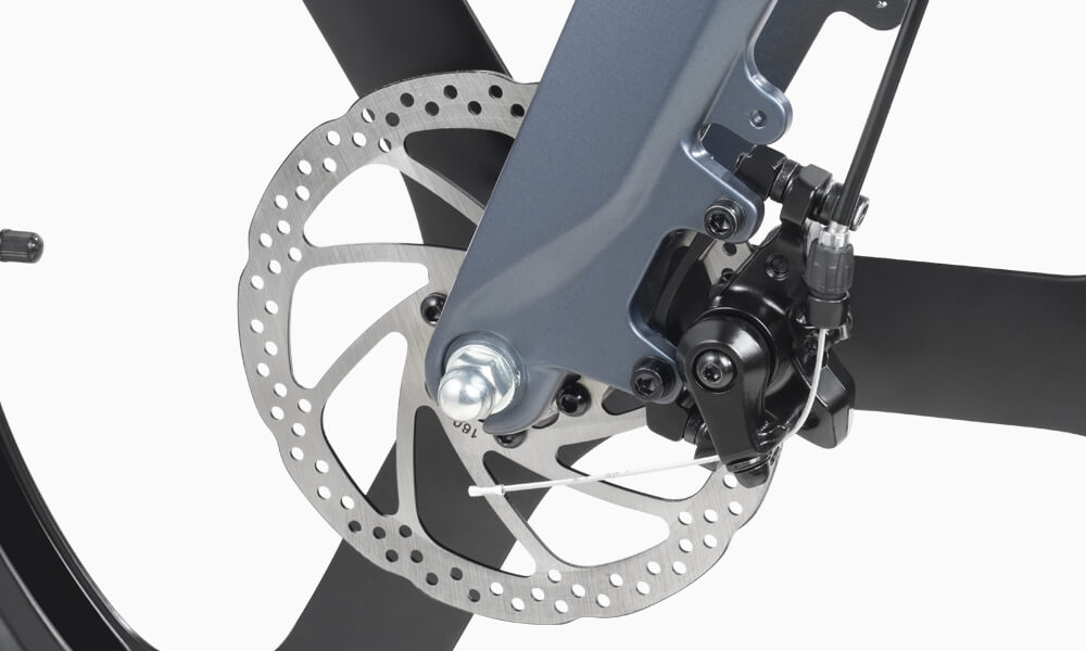 FRONT AND REAR DISC BRAKES